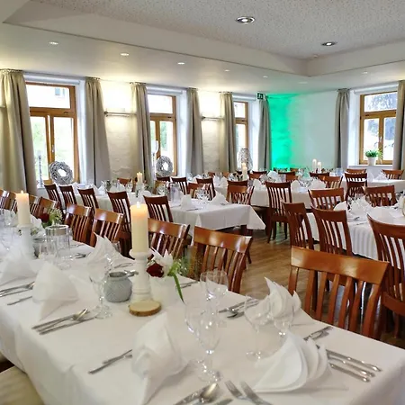 Deckert`s An Der Klosterpforte Hotel 3*