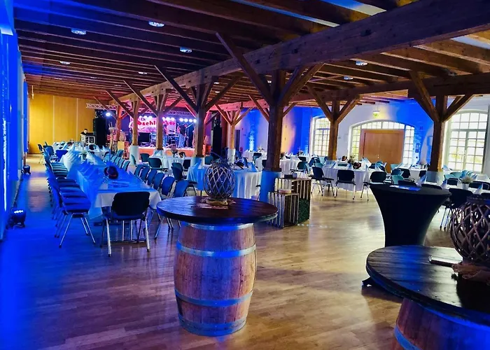 Отель Deckert's An Der Klosterpforte Лютерштадт-Айслебен